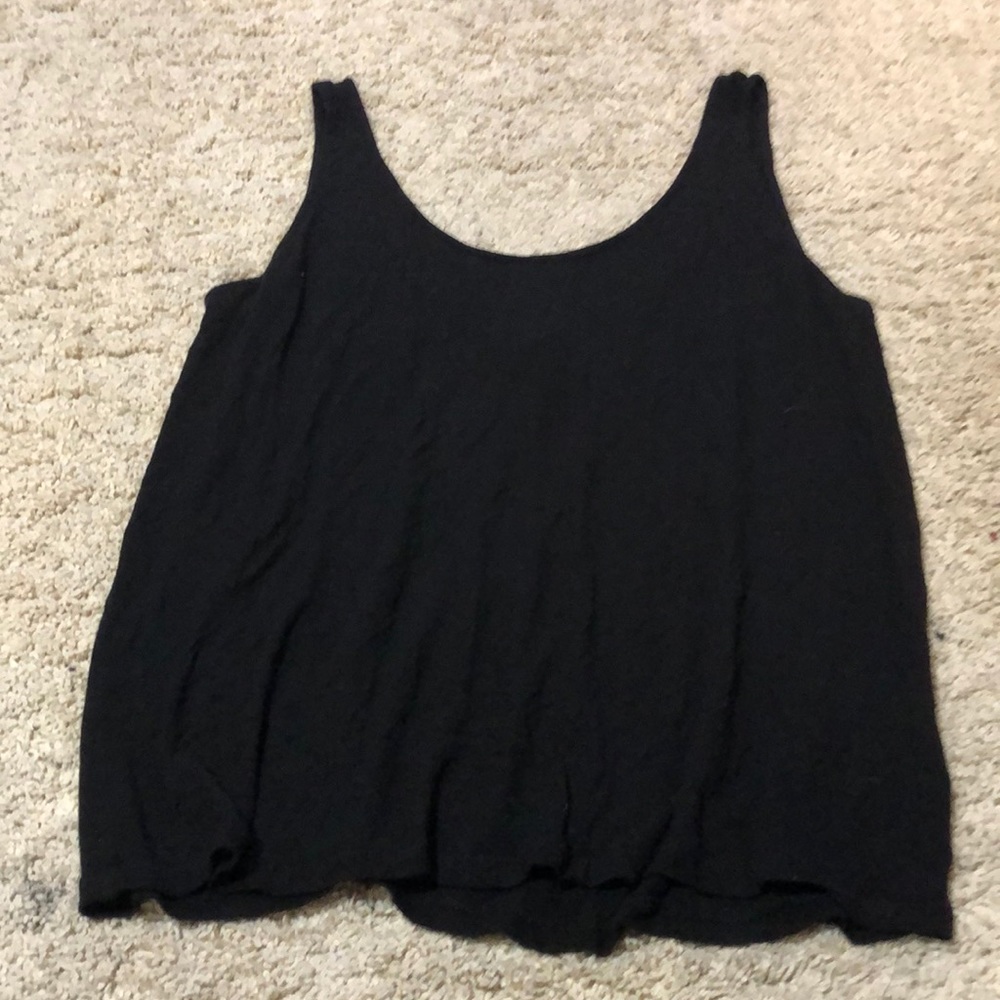 Low back boxy flowy tank like new